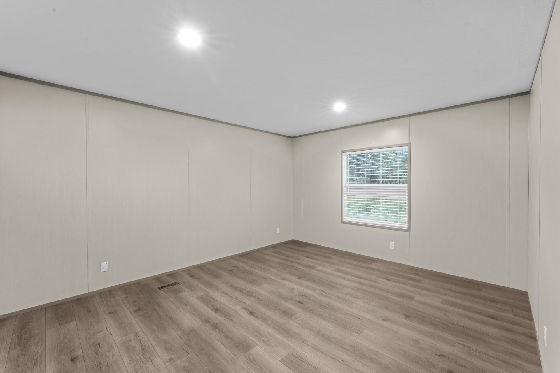737 Sams Ridge Way Photo 23