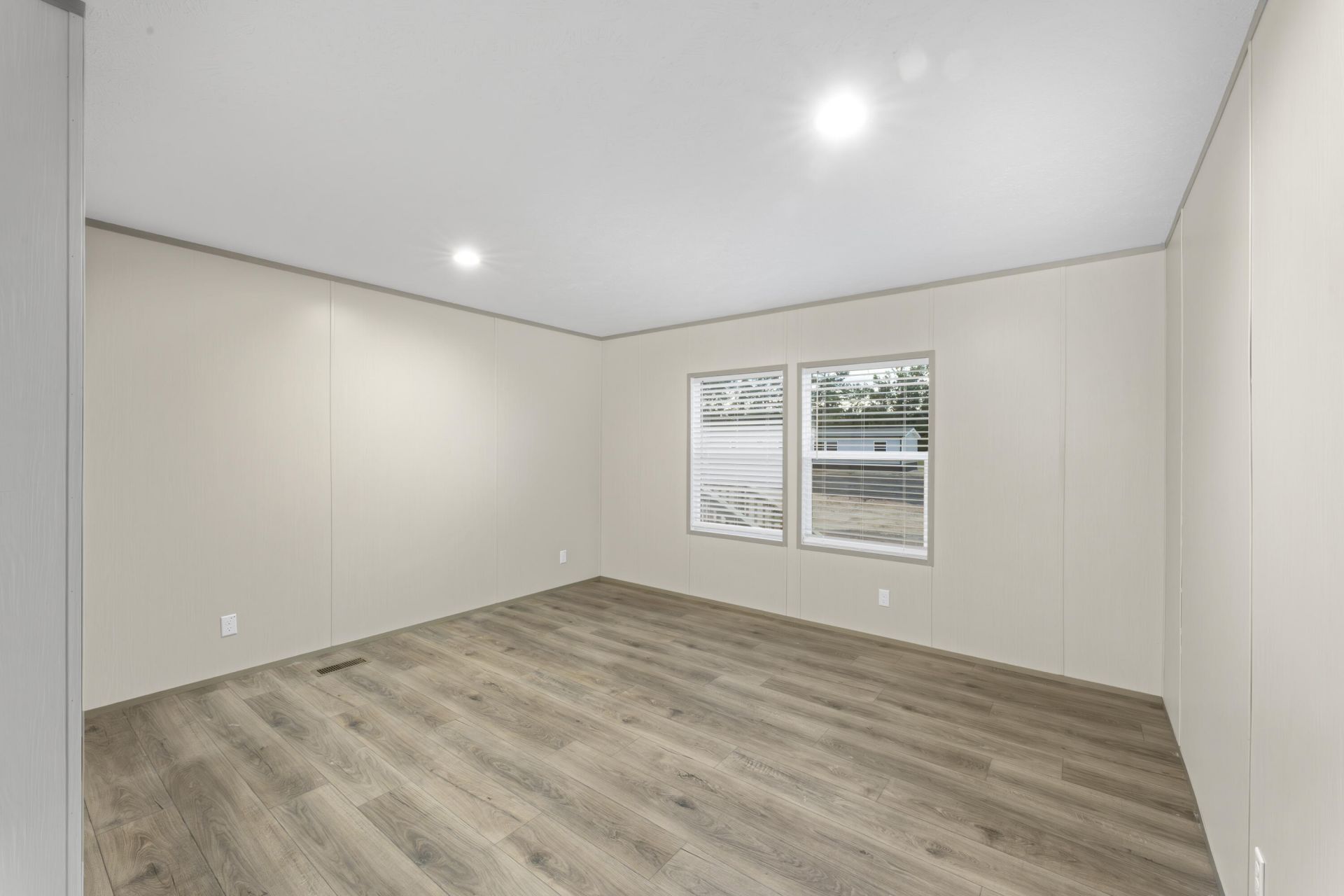 737 Sams Ridge Way Photo 27