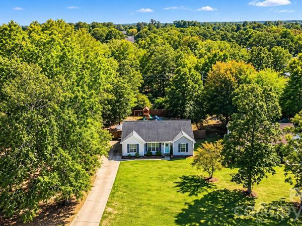 5008 West Street , Indian Trail, NC 28079