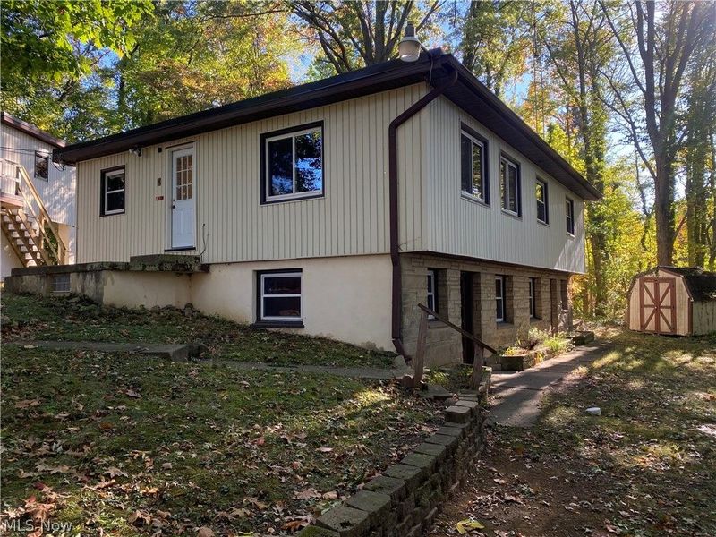 6116 NW Oakcrest Avenue NW, Canton, OH 44718 Photo 3