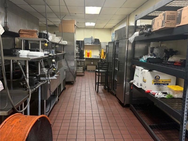 5517 Memphis, Cleveland, OH 44144 Photo 3