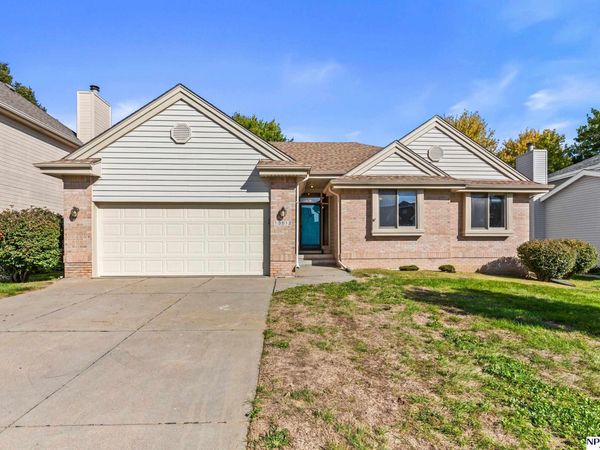13512 Sahler Street, Omaha, NE 68164
