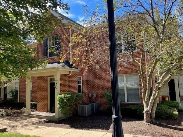 1032 Swift Road , Unit 2C, Glen Ellyn, IL 60137