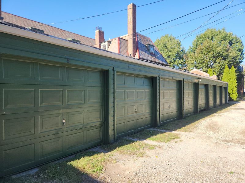 1955 Suffolk Road, Unit 1951, Upper Arlington, OH 43221 Photo 7