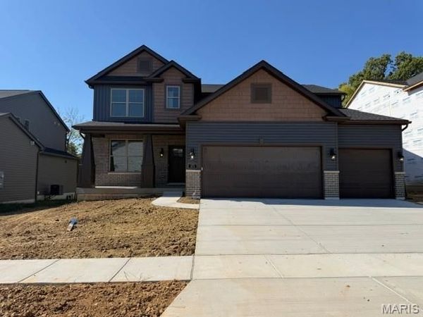 171 Cardow Drive, O'Fallon, MO 63368