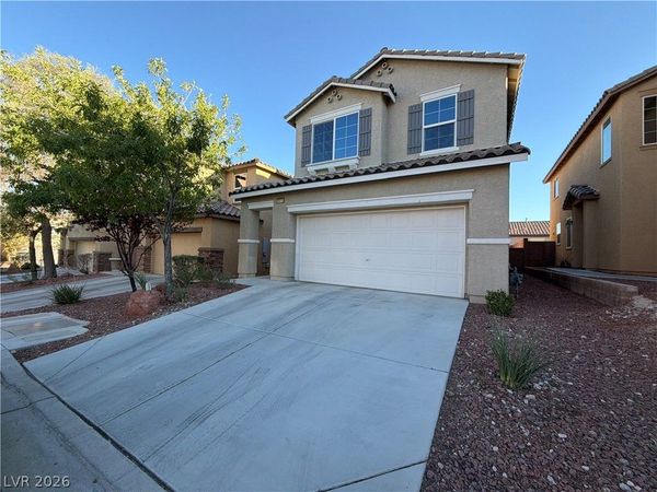 10713 Dobbs Avenue , Las Vegas, NV 89166