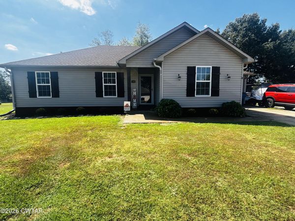102 Aaron Drive , Alamo, TN 38001