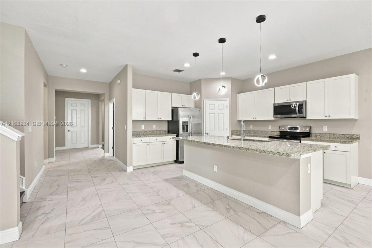 1247 NW Leonardo Cir , Port Saint Lucie, FL 34986 Photo