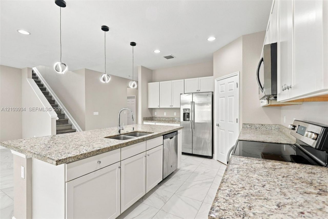 1247 NW Leonardo Cir , Port Saint Lucie, FL 34986 Photo