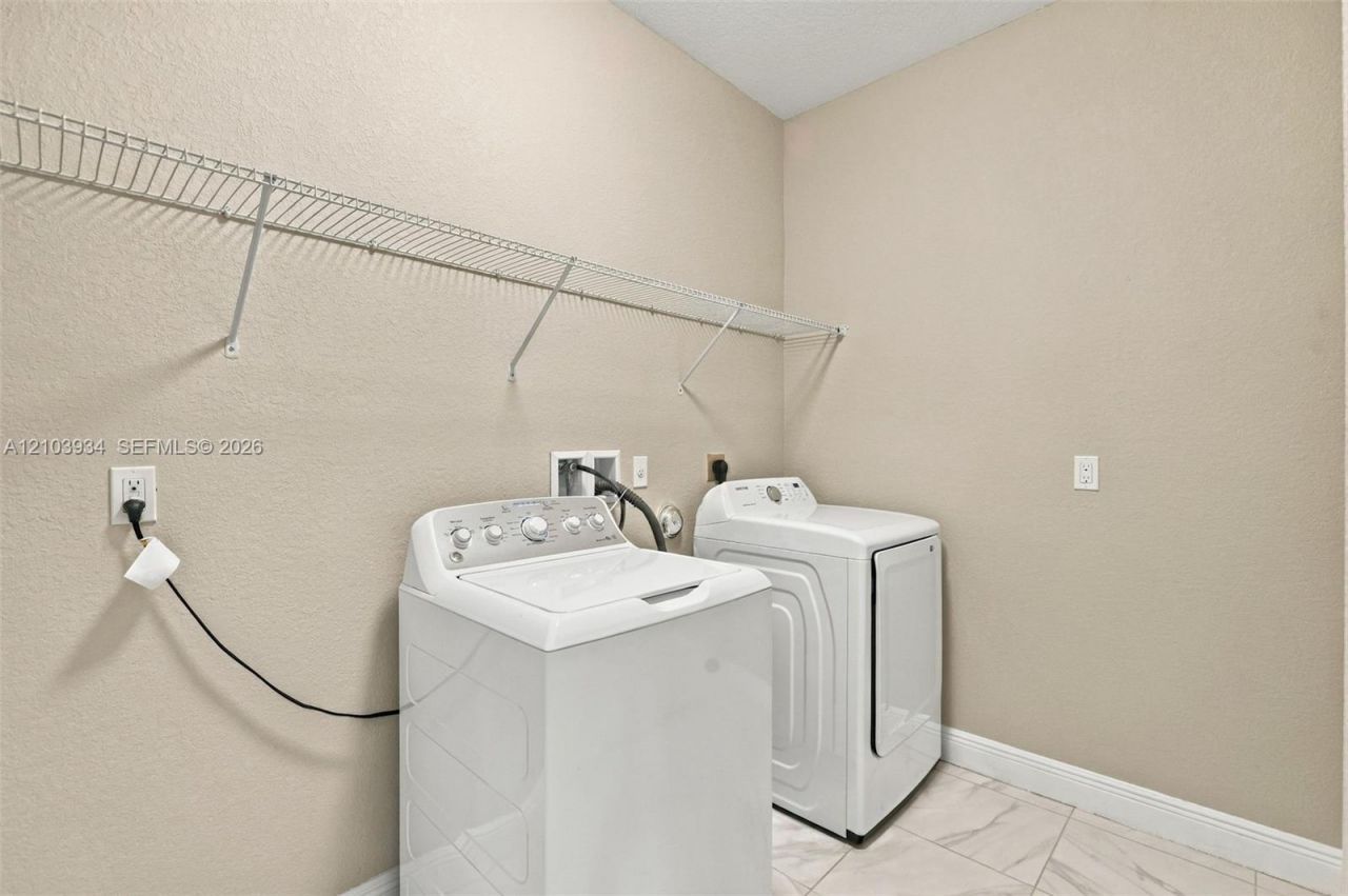 1247 NW Leonardo Cir , Port Saint Lucie, FL 34986 Photo