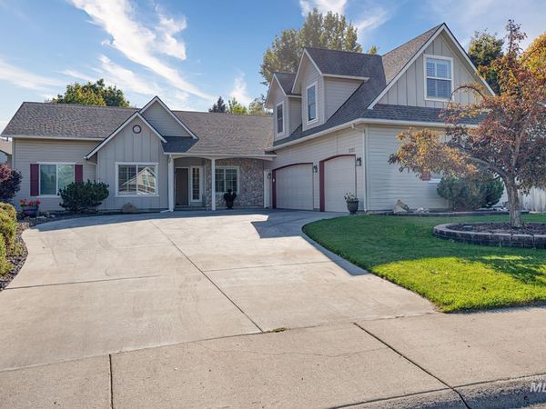 2164 S Trapper Cove Avenue, Boise, ID 83709