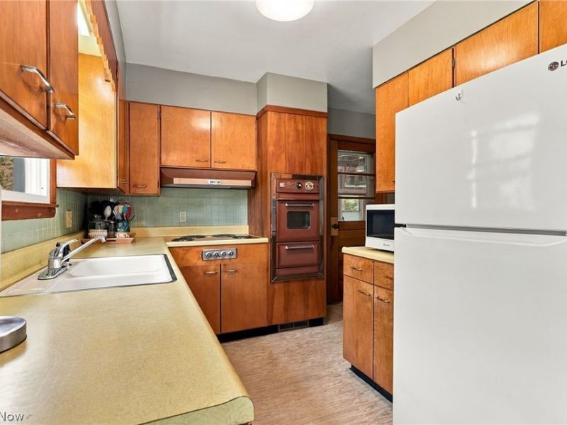 1595 Kenyon Avenue SW, Massillon, OH 44647 Photo 14