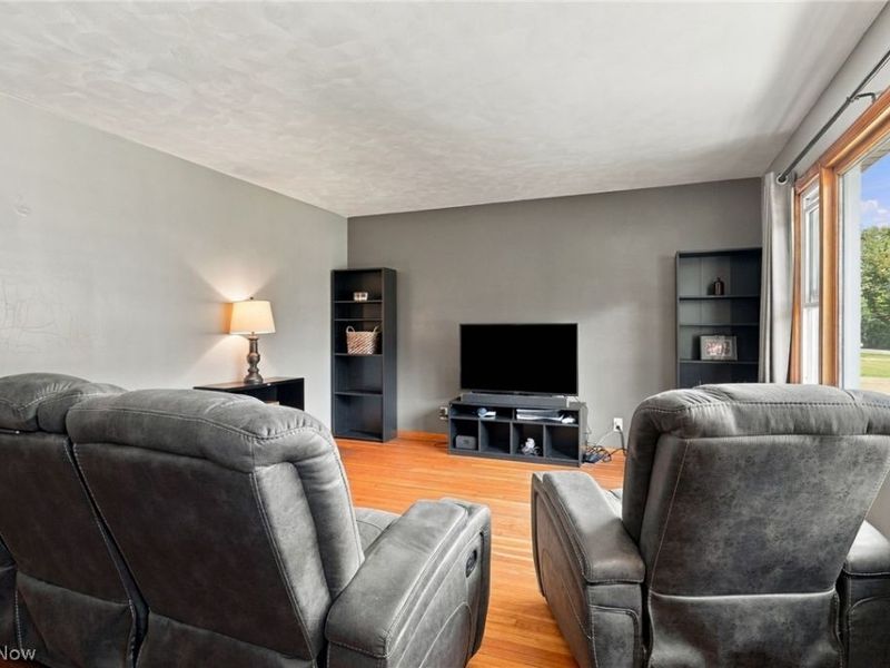 1595 Kenyon Avenue SW, Massillon, OH 44647 Photo 5