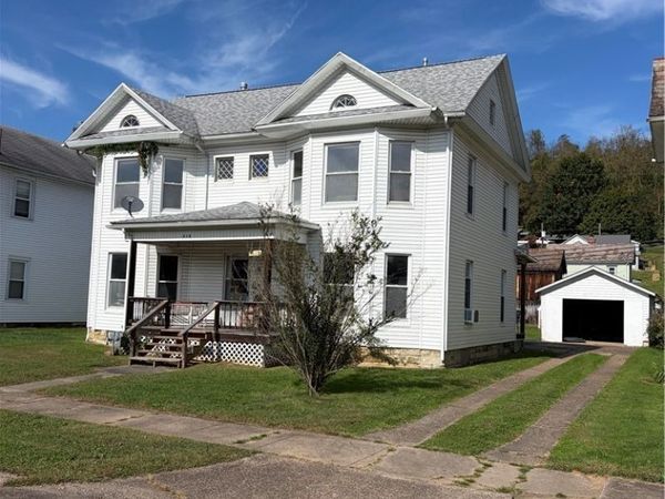318 4th Street , Lowell, OH 45744