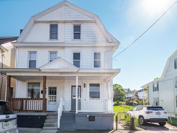 1327 SCOTT Street , Kulpmont, PA 17834