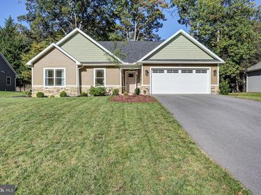 6512 PULLHOOK LANE, FAYETTEVILLE, PA 17222