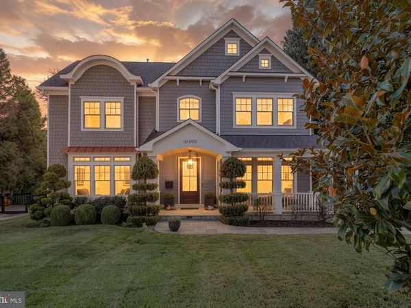 10205 FARNHAM DRIVE , BETHESDA, MD 20814
