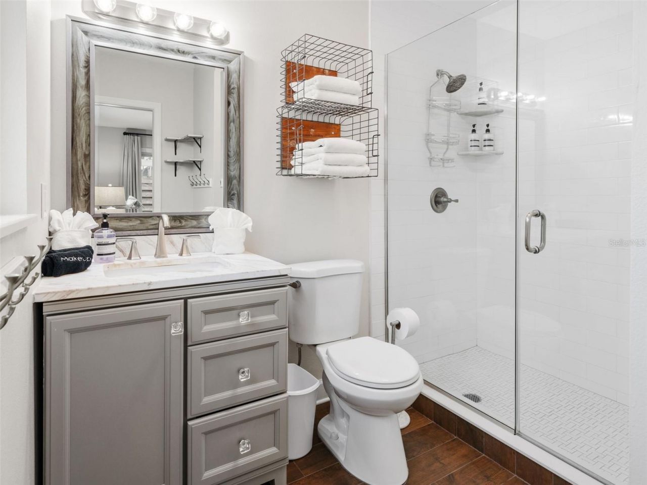 5218 6th Ave Drive W, Bradenton, FL 34209 Photo