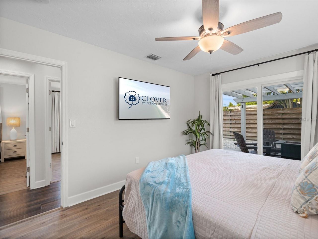 5218 6th Ave Drive W, Bradenton, FL 34209 Photo