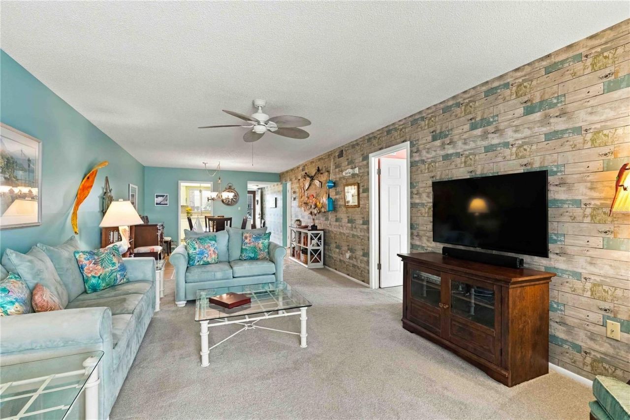 3617 Lake Bayshore Drive , Unit 401, Bradenton, FL 34205 Photo