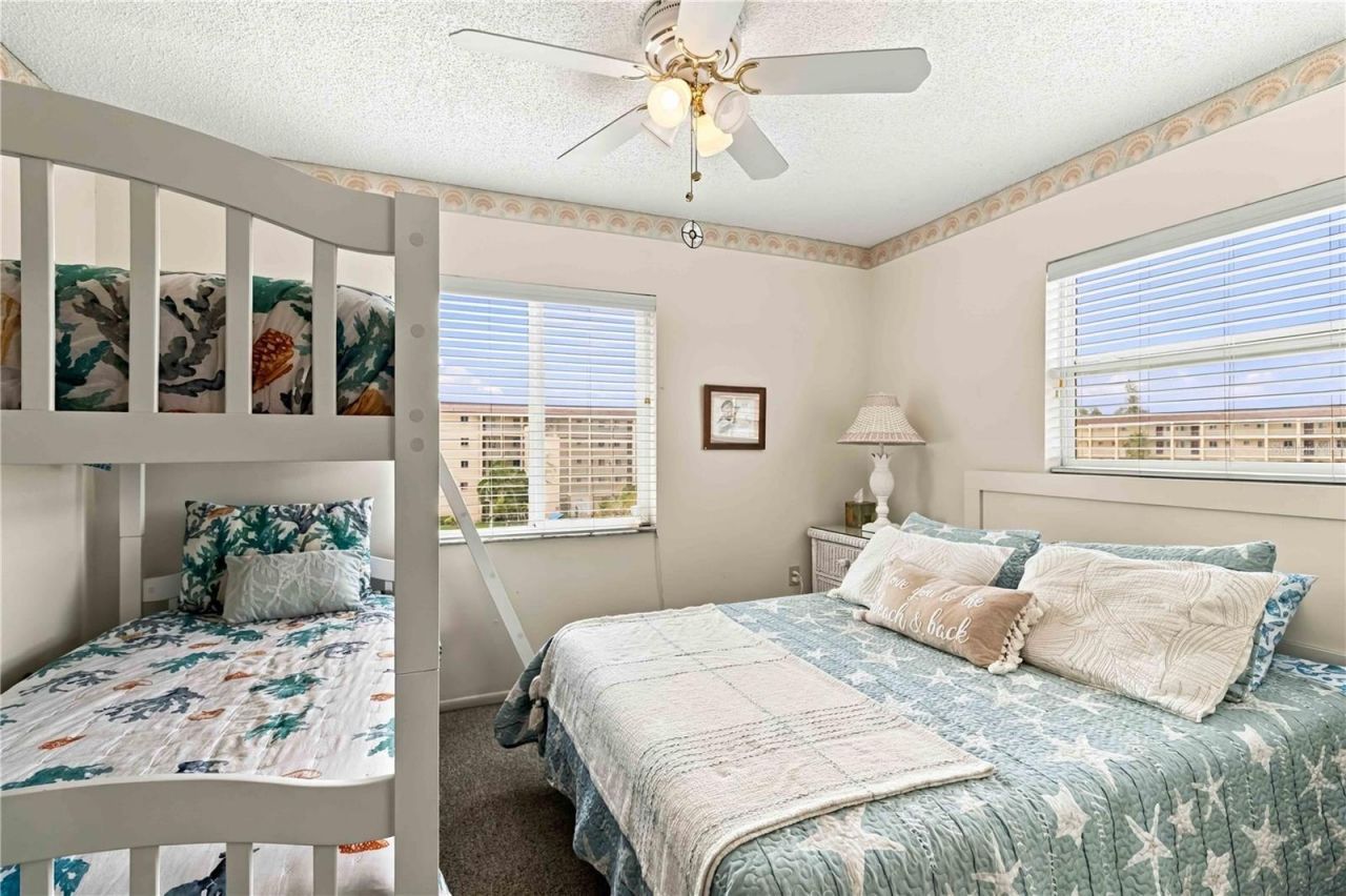 3617 Lake Bayshore Drive , Unit 401, Bradenton, FL 34205 Photo
