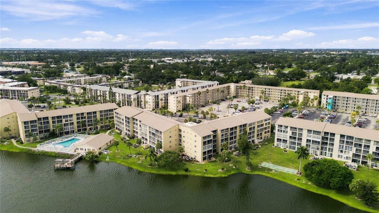 3617 Lake Bayshore Drive , Unit 401, Bradenton, FL 34205 Photo