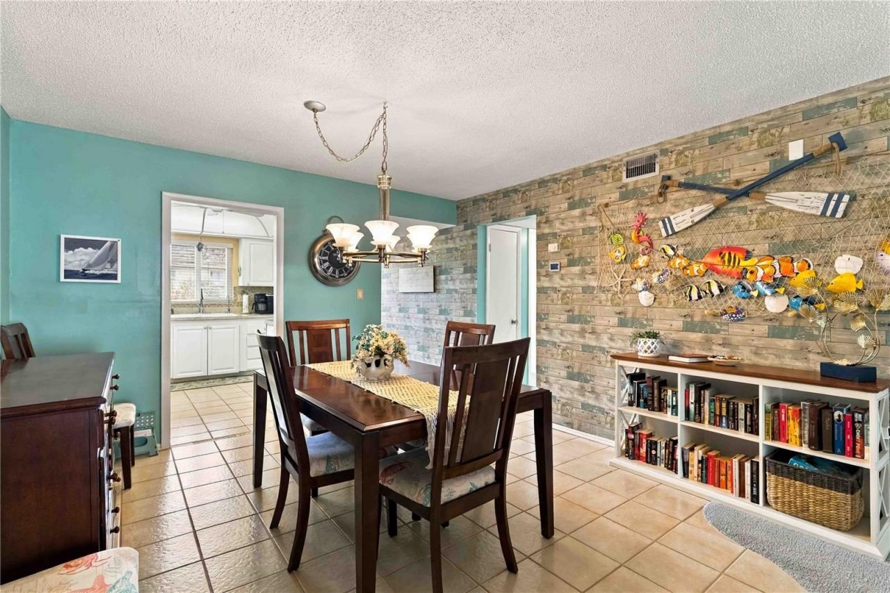 3617 Lake Bayshore Drive , Unit 401, Bradenton, FL 34205 Photo