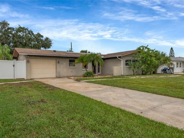 6320 FAIRWAY BOULEVARD , APOLLO BEACH, FL 33572
