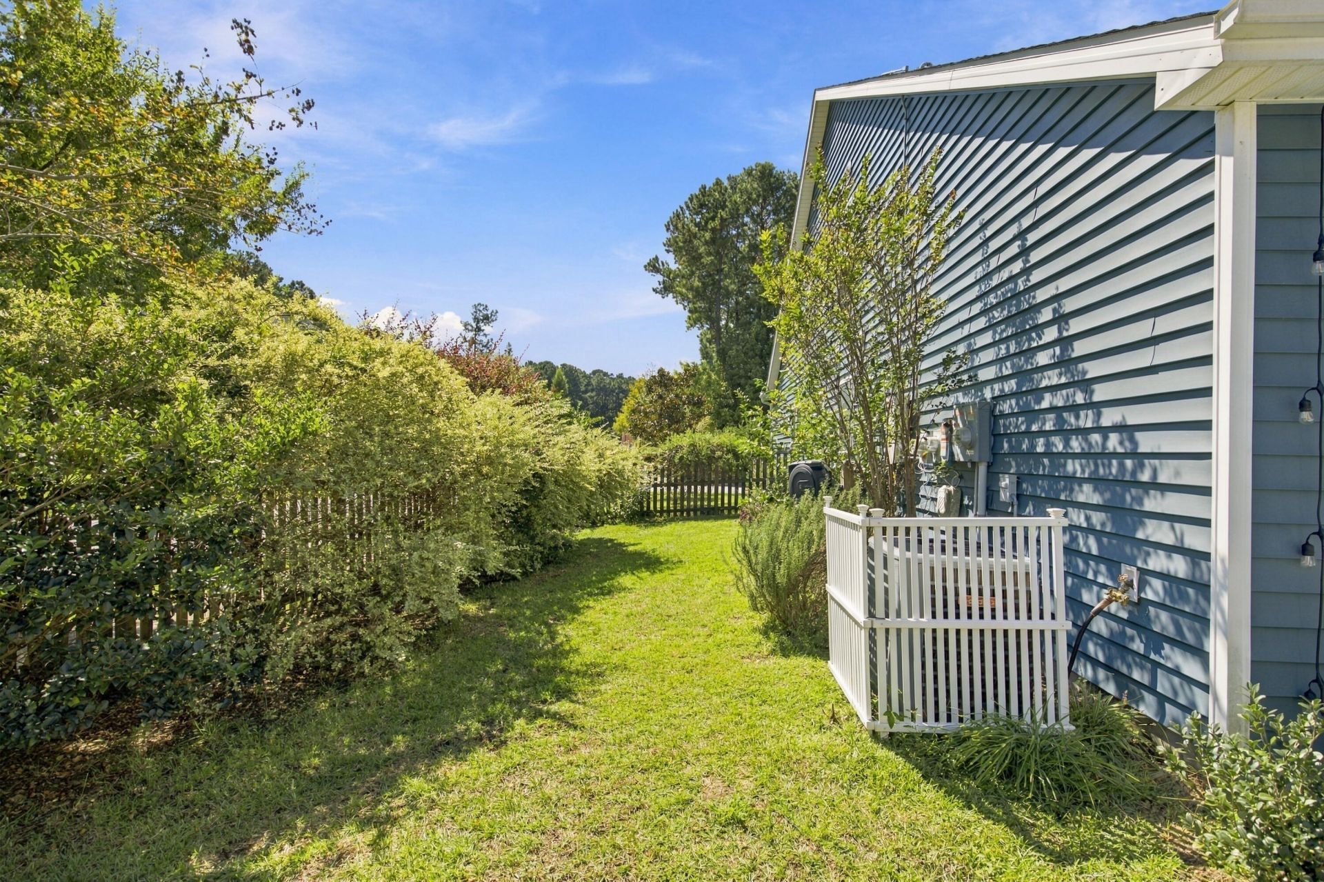 1762 Batten Drive Photo 41