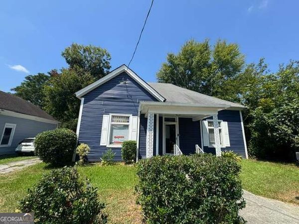 1012 Institute Street NW, Conyers, GA 30012