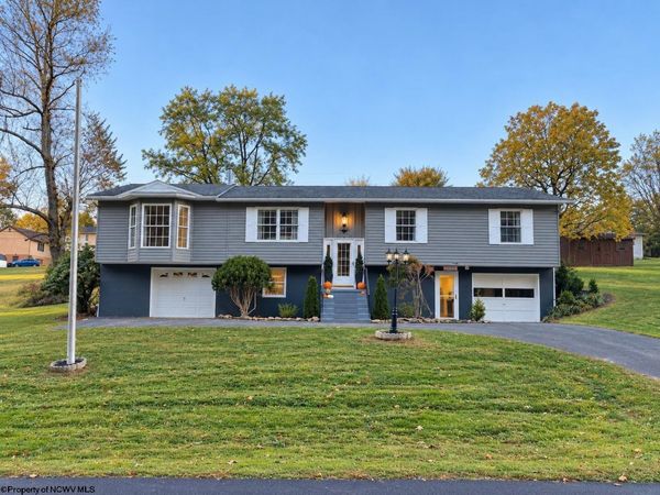 139 CARLSON Drive, Grafton, WV 26354