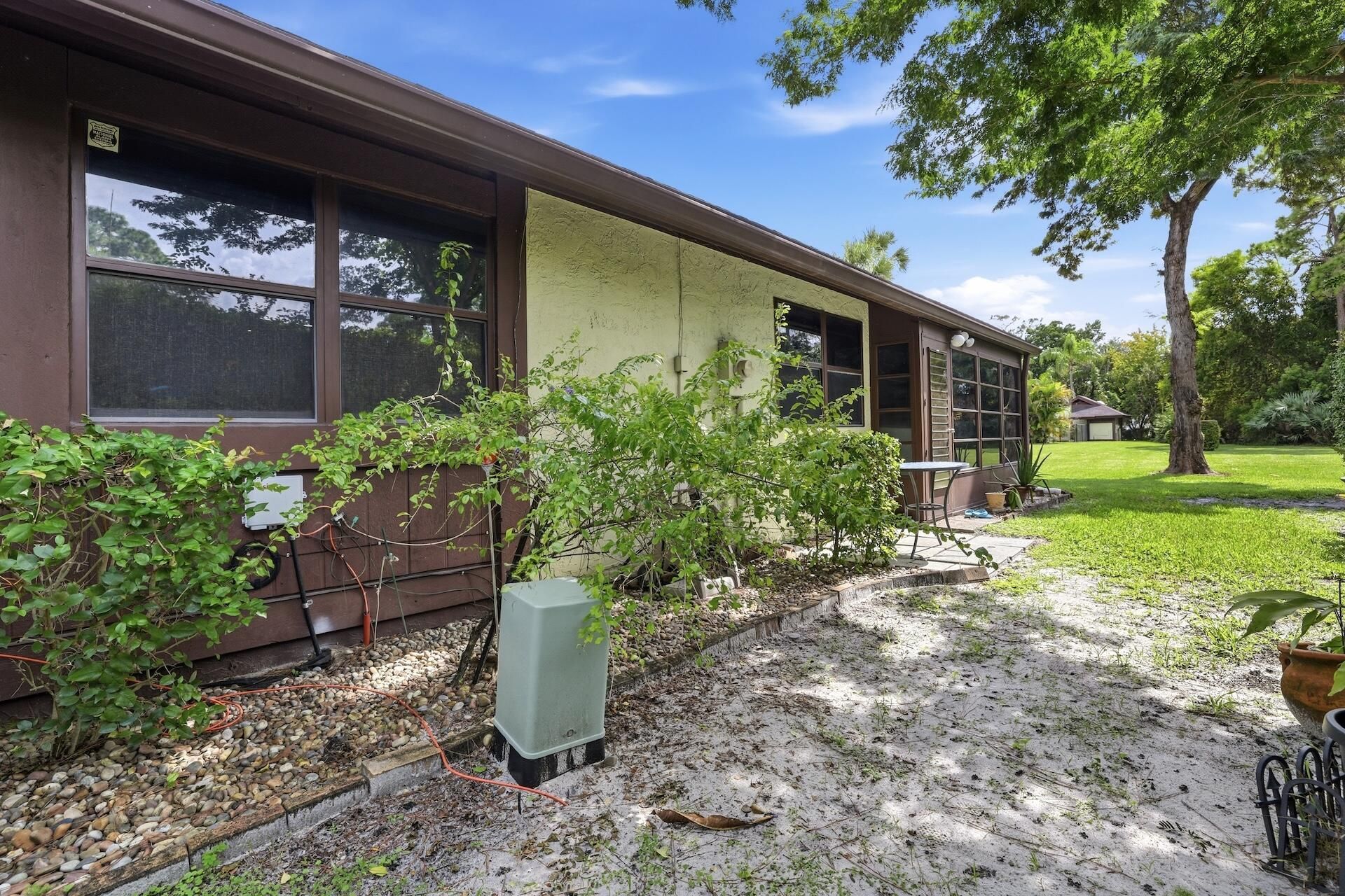 259 Deerfield Court, Royal Palm Beach, FL 33411 Photo