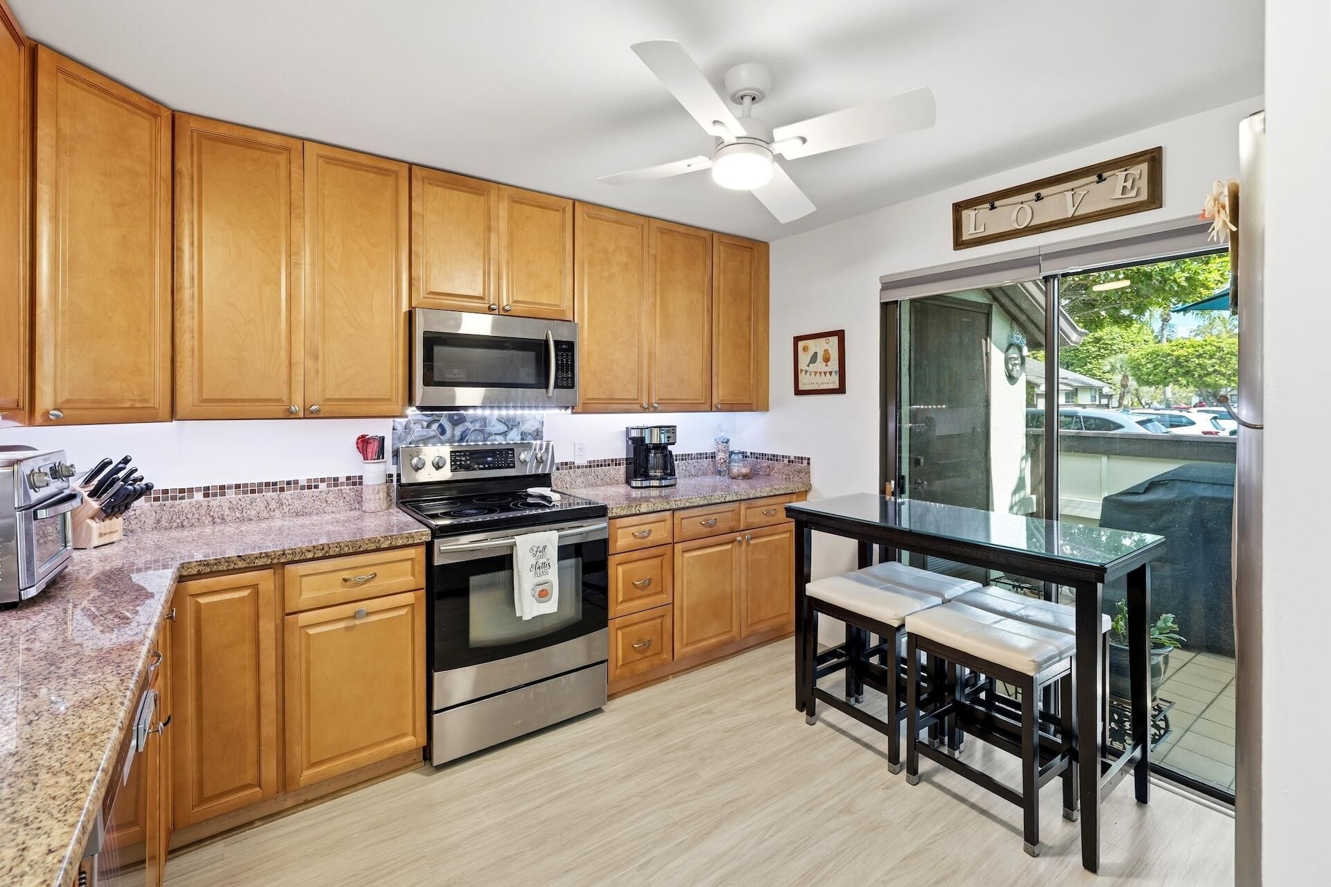259 Deerfield Court, Royal Palm Beach, FL 33411 Photo