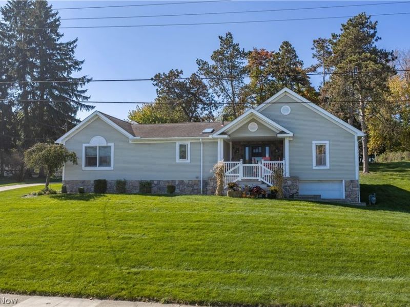 720 Miller Avenue SW, Sugarcreek, OH 44681 Photo 2