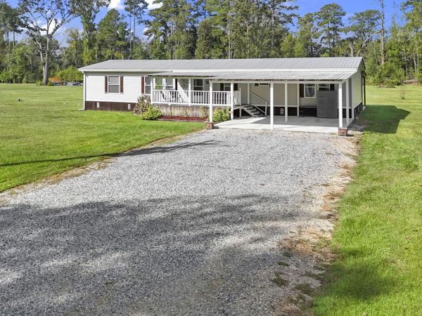 24331 Glory Dr, Livingston, LA 70754