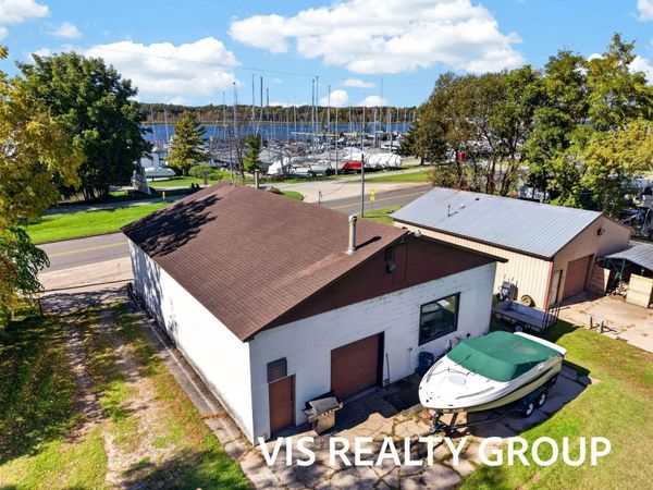 415 S Lake Street, Whitehall, MI 49461