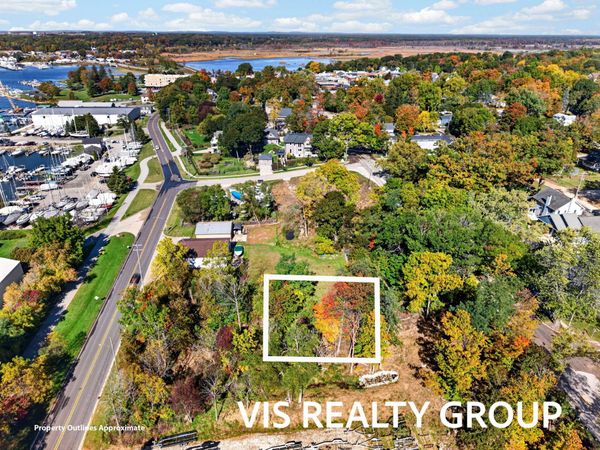 415 S Lake Street, Unit V/L, Whitehall, MI 49461