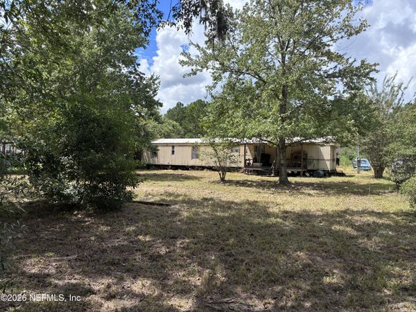 11630 SIMMONS Road, Jacksonville, FL 32218