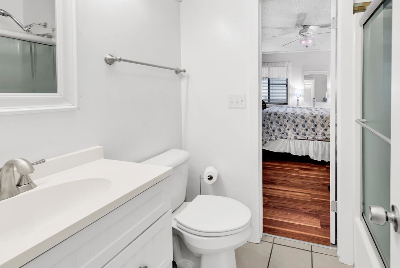415 Ocean Creek Dr.  Photo 22