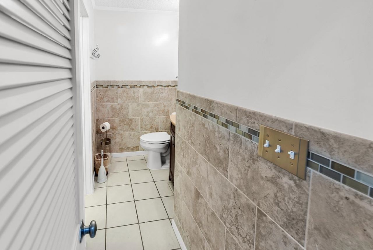 415 Ocean Creek Dr.  Photo 25