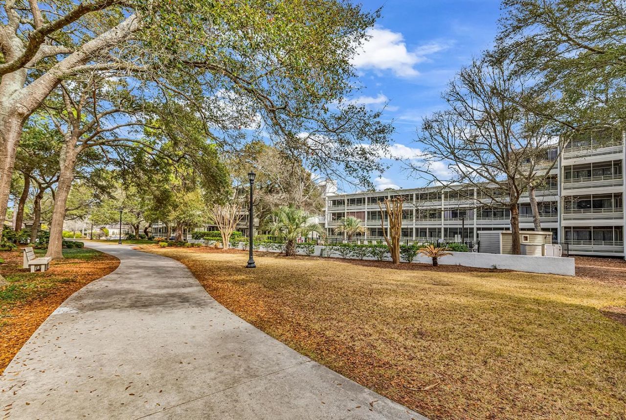 415 Ocean Creek Dr.  Photo 5