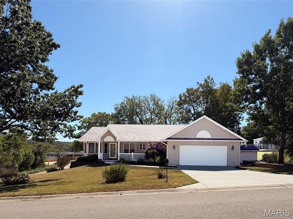 301 olive , De Soto, MO 63020