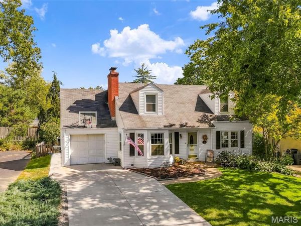 24 Cheyenne Court, St Louis, MO 63122