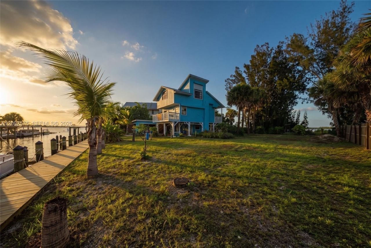 51 Vip Island , Grant Valkaria, FL 32949 Photo