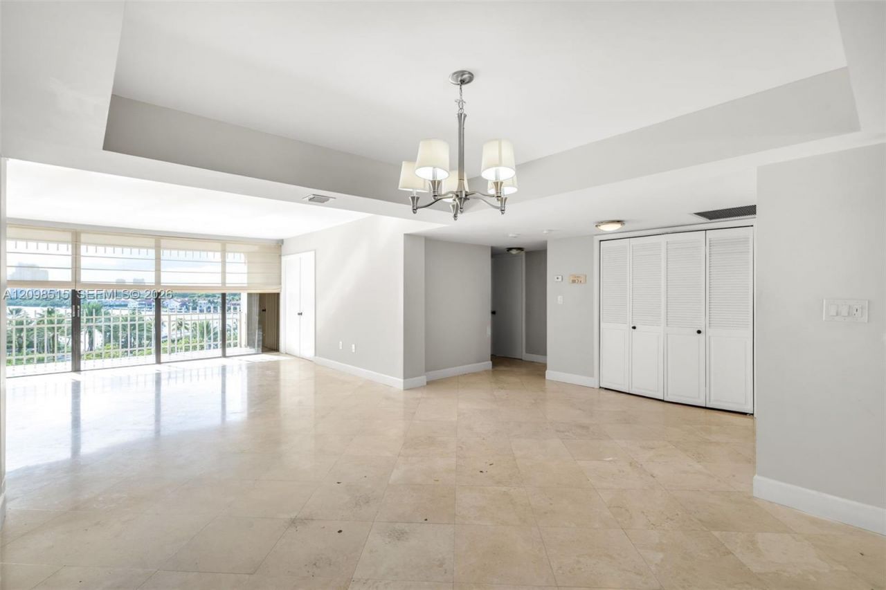 2 Grove Isle Dr, Unit B606, Miami, FL 33133 Photo