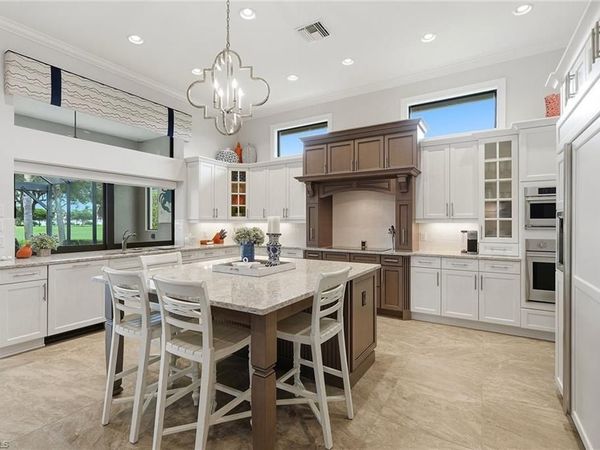 12465 Lockford LN, NAPLES, FL 34120