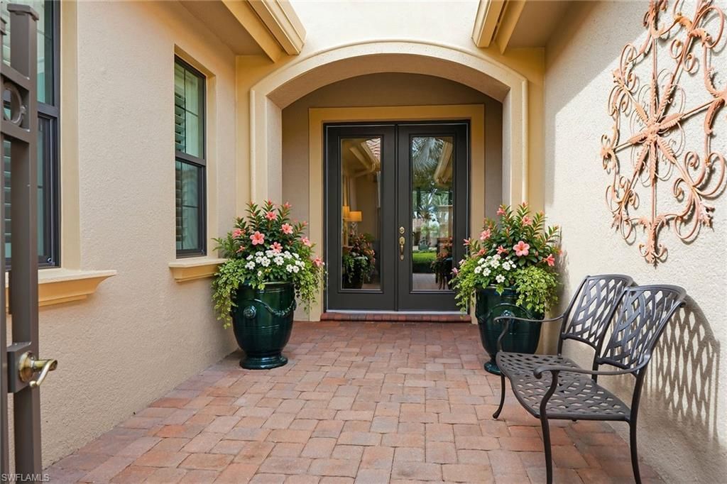12465 Lockford Ln, Naples, FL 34120 Photo