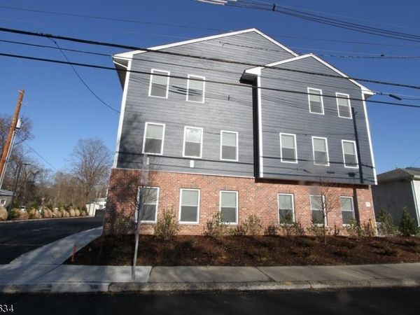 7 Hamburg Tpke, Unit 4, Pompton Lakes, NJ 07442
