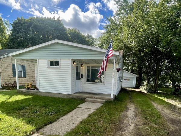 1269 Ada Avenue, Muskegon, MI 49442