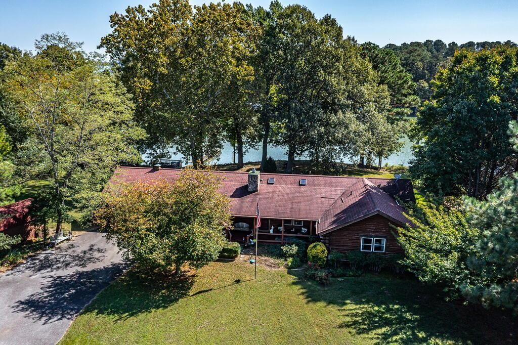 3 Cabin Point Drive, Montross, VA 22520 Main Photo